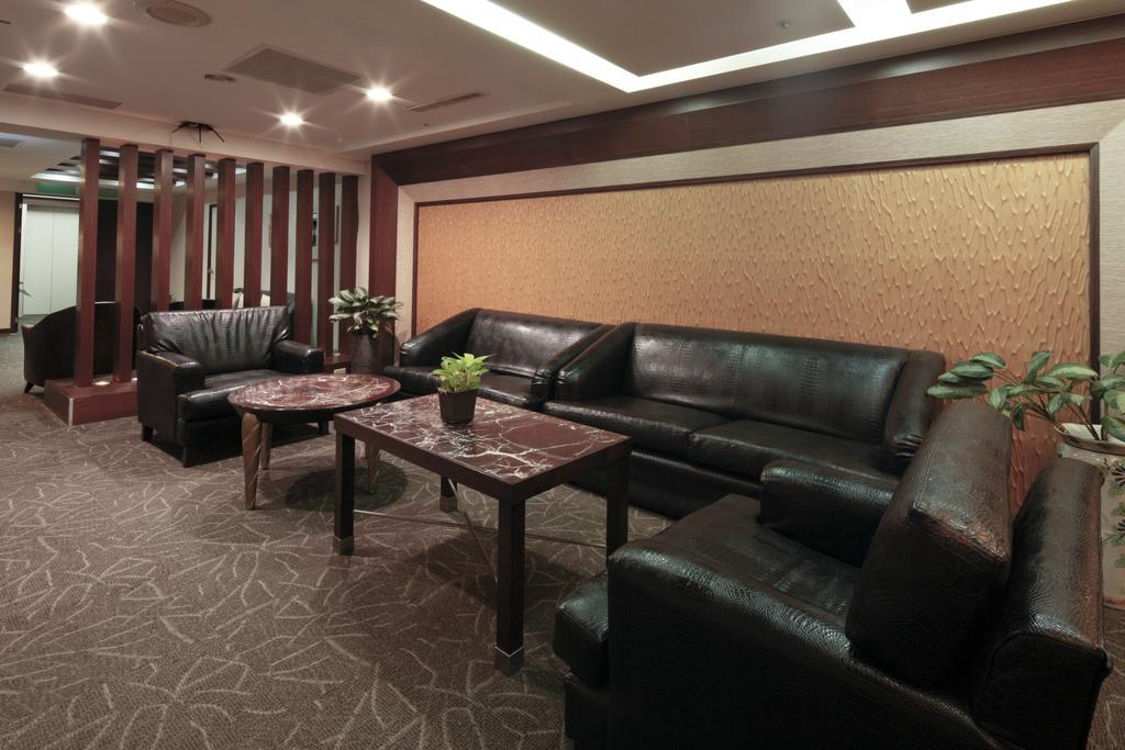 Lincoln Hotel Tainan Extérieur photo